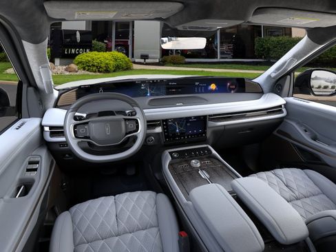 New 2026 Lincoln Navigator Black Label AWD/4WD image 9