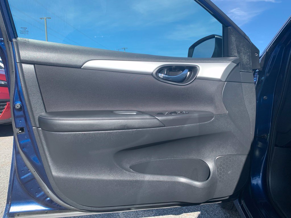 Used 2017 Nissan Sentra S FWD image 13