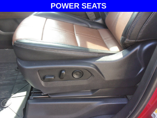 Used 2024 Chevrolet Silverado 1500 High Country w/ High Country Premium Package AWD/4WD image 9