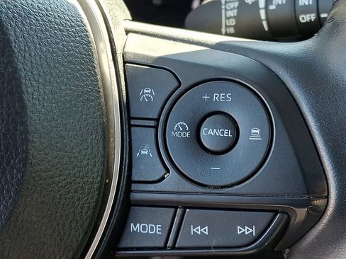 Certified 2025 Toyota Corolla Cross XLE AWD/4WD image 26