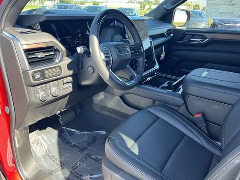 New 2026 GMC Yukon XL Denali w/ Denali Reserve Package AWD/4WD image 9