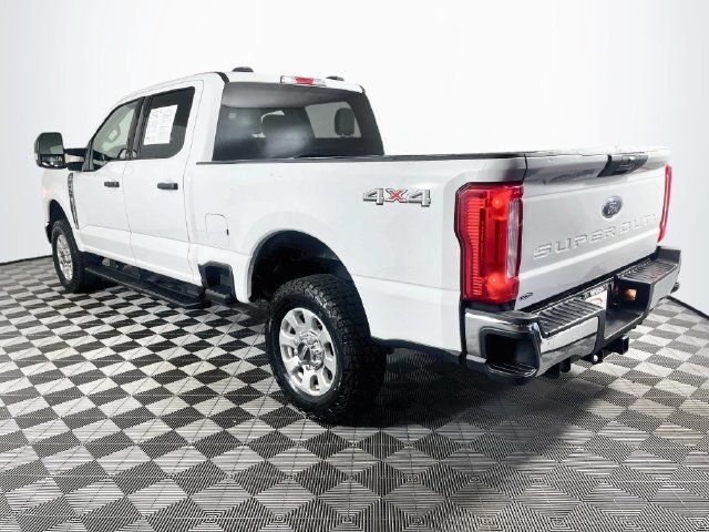 Used 2024 Ford F250 XLT AWD/4WD image 6