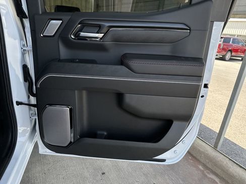 New 2026 GMC Sierra 1500 AT4X AWD/4WD image 34