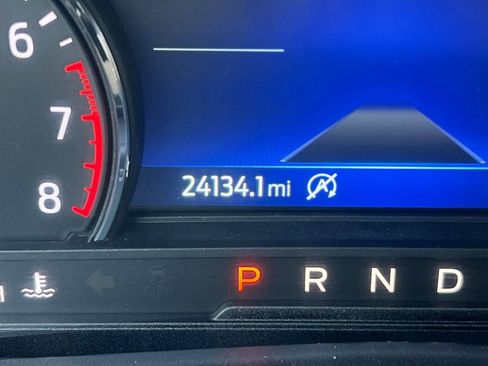 Certified 2020 Ford Explorer XLT w/ Equipment Group 202A image 28