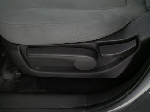 Used 2012 Hyundai Santa Fe GLS image 20