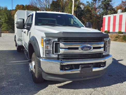 Used 2017 Ford F350 XLT w/ Snow Plow Prep Package image 4