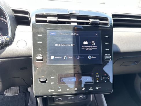 Certified 2024 Hyundai Santa Cruz SEL FWD image 18