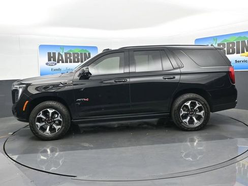Used 2025 GMC Yukon AT4 Ultimate AWD/4WD image 2