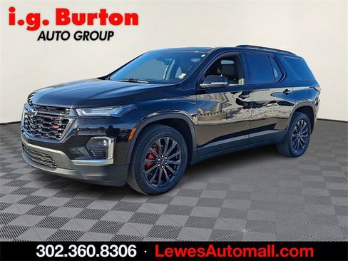 Used 2022 Chevrolet Traverse RS image 3