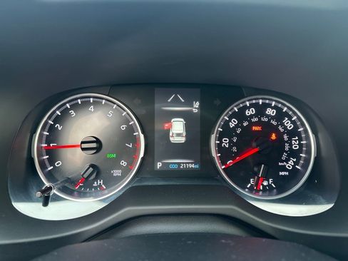 Certified 2022 Toyota RAV4 XLE image 21