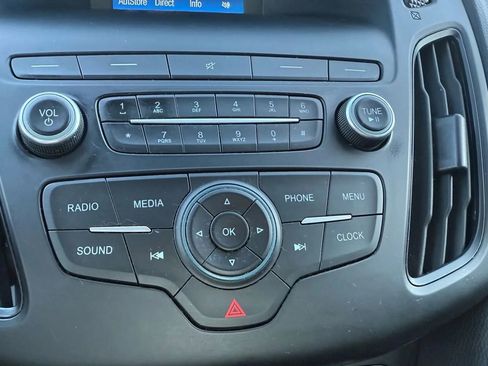 Used 2018 Ford Focus S image 30