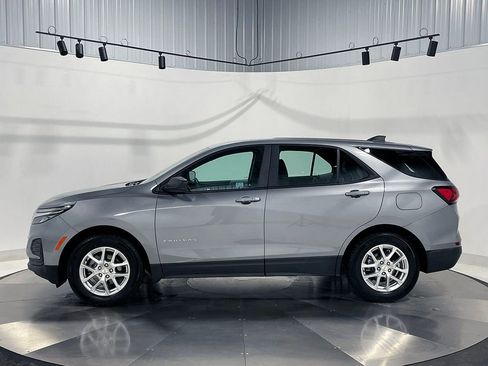 Used 2024 Chevrolet Equinox LS FWD image 13