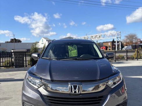 Used 2019 Honda HR-V EX-L image 8