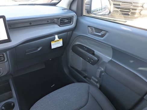 New 2025 Ford Maverick XL image 17