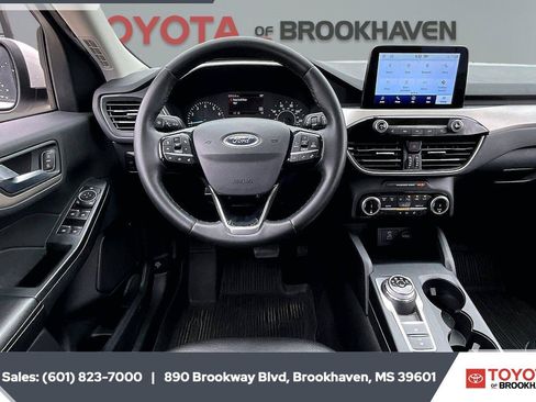 Used 2022 Ford Escape SEL FWD image 5