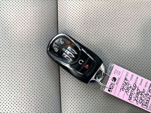 Used 2025 Buick Envista Avenir FWD image 14