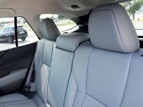 Certified 2025 Subaru Outback Limited AWD/4WD image 17