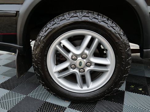 Used 2004 Land Rover Discovery SE image 84