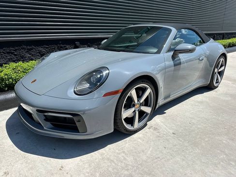 Certified 2023 Porsche 911 Carrera RWD image 7