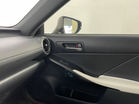 Used 2023 Lexus IS 350 F Sport image 12