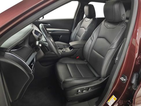 Used 2023 Cadillac XT4 Premium Luxury AWD/4WD image 18