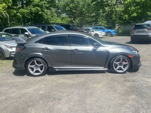 Used 2019 Honda Civic Type R image 8