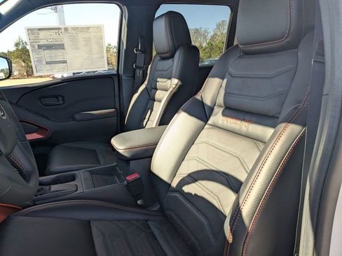 New 2026 Nissan Frontier Pro-X w/ Pro Premium Package RWD image 14