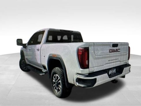 Used 2020 GMC Sierra 2500 AT4 w/ AT4 Preferred Package AWD/4WD image 15