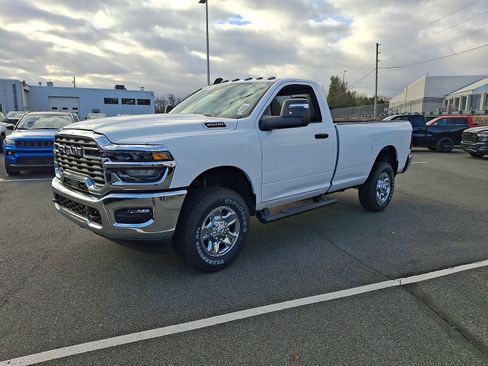 New 2026 RAM 2500 Tradesman image 2