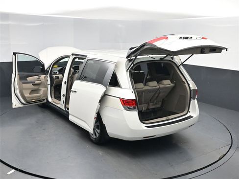 Used 2015 Honda Odyssey EX-L image 25
