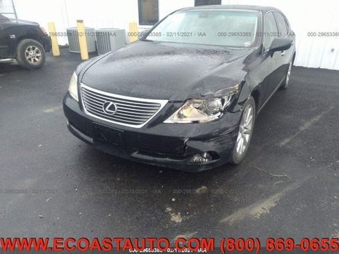 Used 2008 Lexus LS 460 L w/ Preferred Accessory Pkg RWD image 7