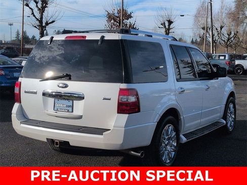 Used 2014 Ford Expedition Limited image 5