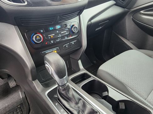 Used 2018 Ford Escape SE image 19