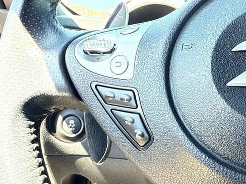 Used 2019 Nissan 370Z Touring image 22