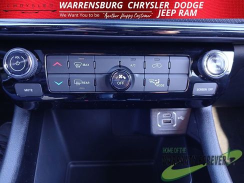 New 2026 Jeep Compass Latitude image 23