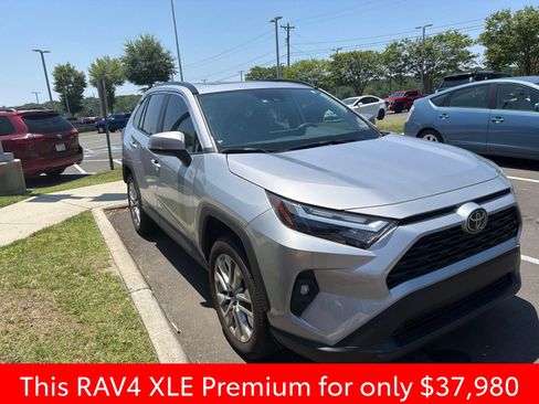 Used 2025 Toyota RAV4 XLE Premium w/ Weather Package FWD image 3