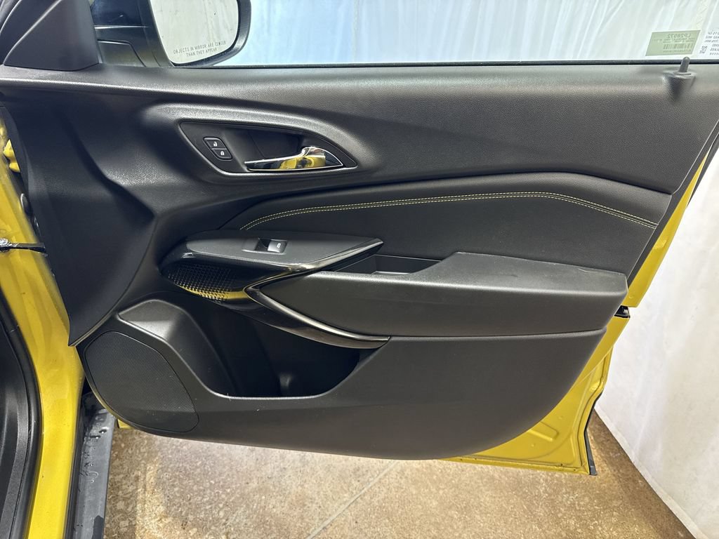 Used 2024 Chevrolet Trax ACTIV w/ Sunroof Package FWD image 26