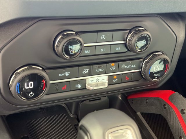 New 2026 Ford Bronco Heritage Edition AWD/4WD image 34