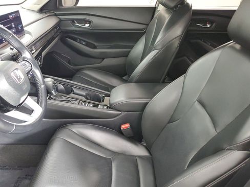 Used 2024 Honda Accord Touring image 27