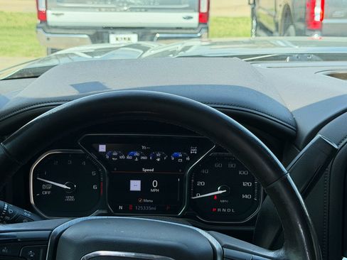 Used 2021 GMC Sierra 1500 Denali w/ Denali Ultimate Package AWD/4WD image 14