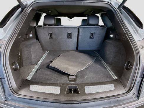 Used 2024 Cadillac XT5 Premium Luxury image 35