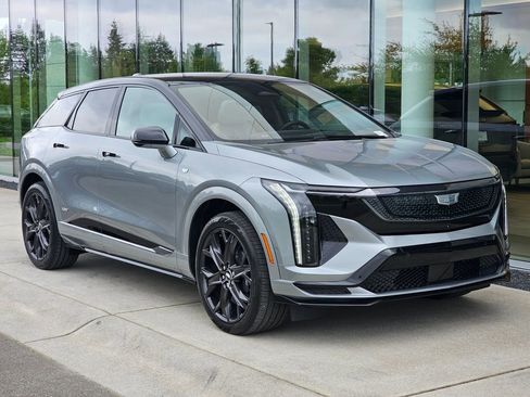 New 2026 Cadillac Optiq V AWD/4WD image 7
