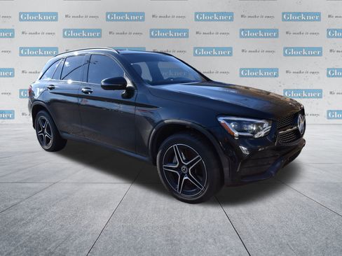 Used 2022 Mercedes-Benz GLC 300 4MATIC image 3