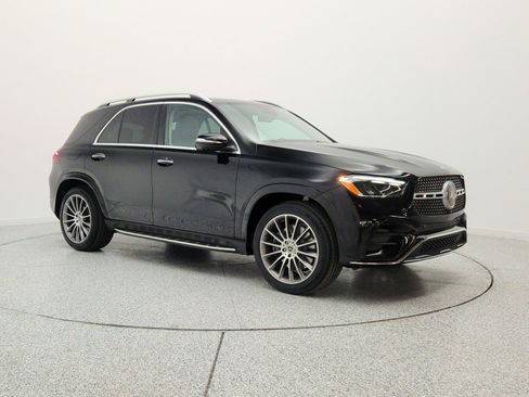 Used 2024 Mercedes-Benz GLE 350 4MATIC image 3