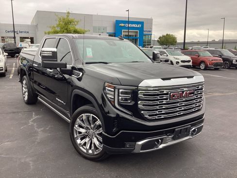 Used 2024 GMC Sierra 1500 Denali w/ Denali Reserve Package image 8