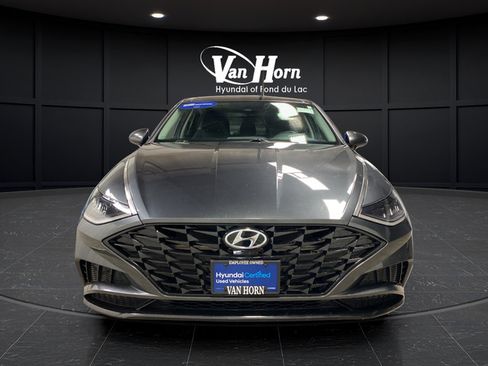 Used 2023 Hyundai Sonata SEL w/ Convenience Package FWD image 2