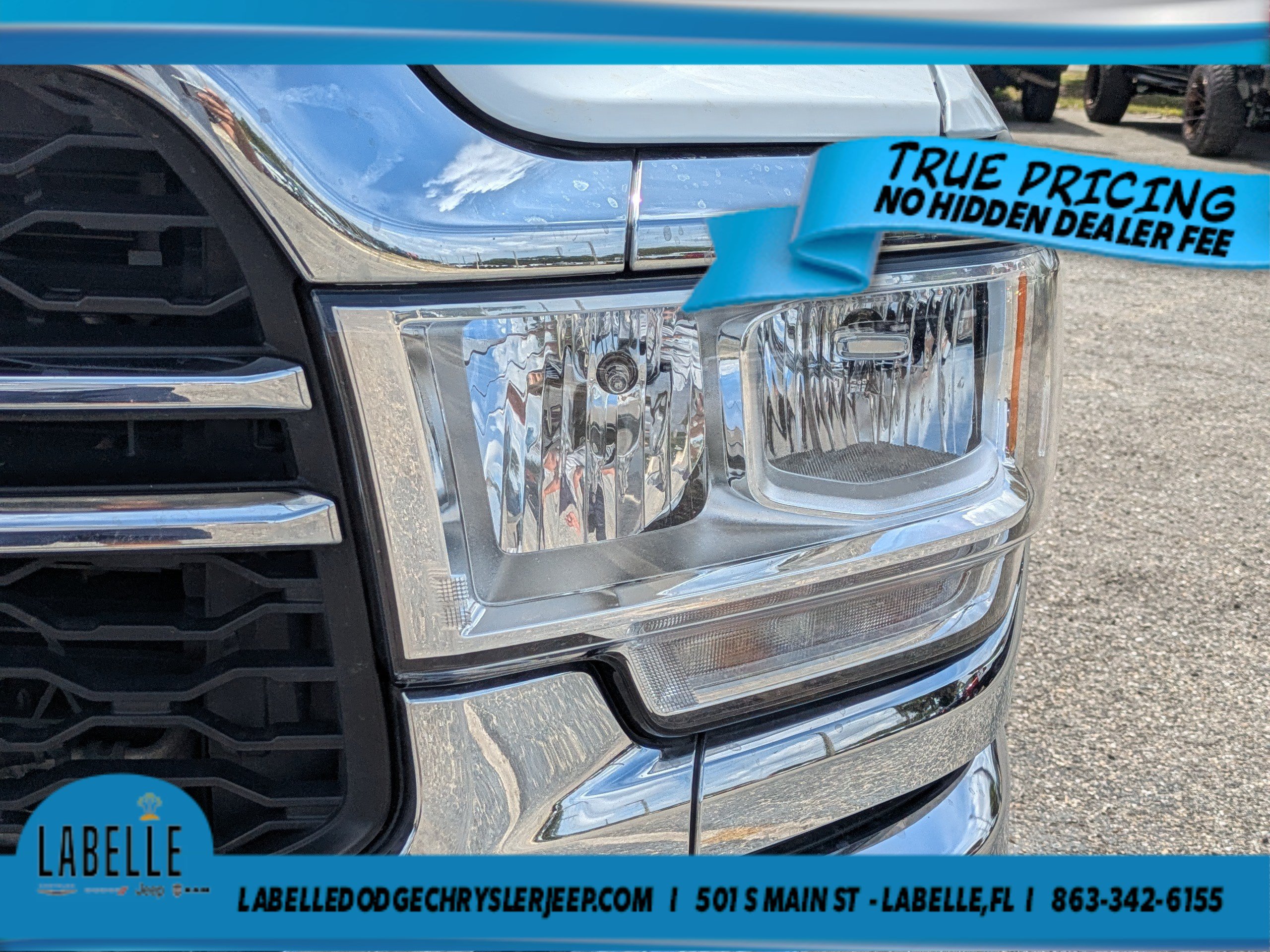 Used 2024 RAM 2500 Tradesman w/ Chrome Appearance Group AWD/4WD image 10
