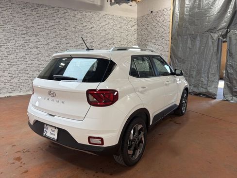 New 2026 Hyundai Venue SEL image 7