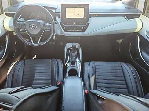 Used 2020 Toyota Corolla SE image 18