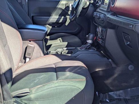 Used 2021 Jeep Wrangler Unlimited Rubicon w/ Safety Group image 19